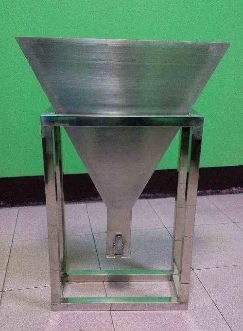 自密实混凝土V型箱