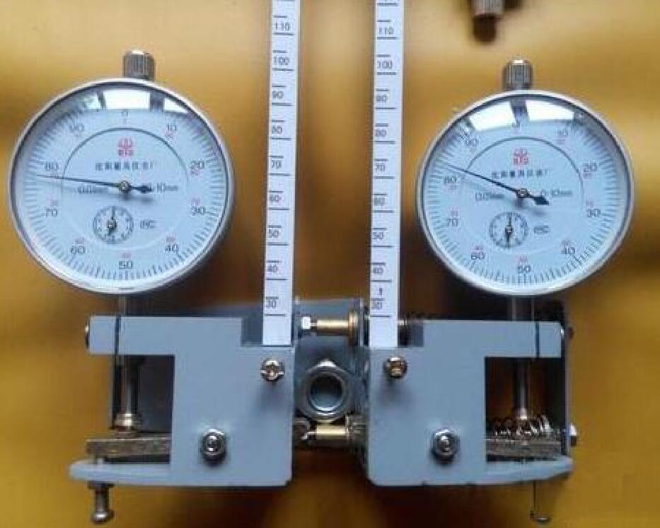 蝶式引伸仪由哪三部分组成(图1)